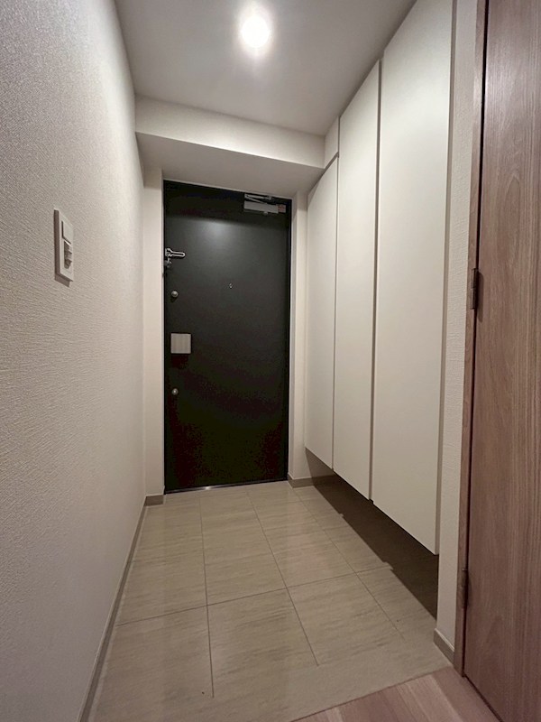 プレディアコート西葛西 玄関