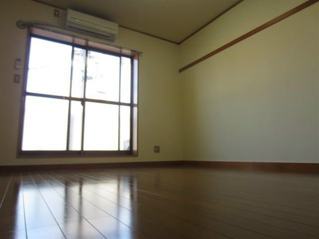 サンハイツスギヤマ  ベッドルーム