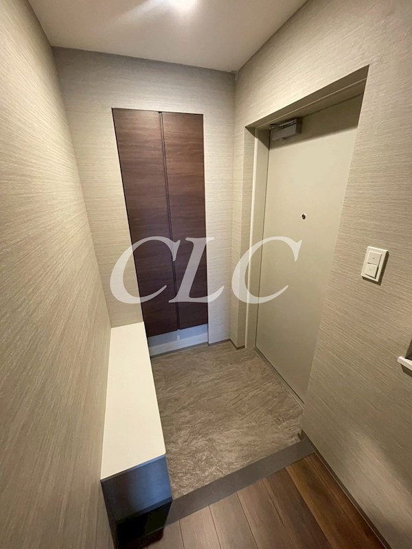 ウエサカ　ステューディオ 玄関