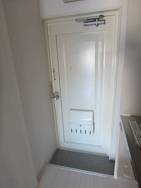 ウォンザハイムＡ棟 玄関