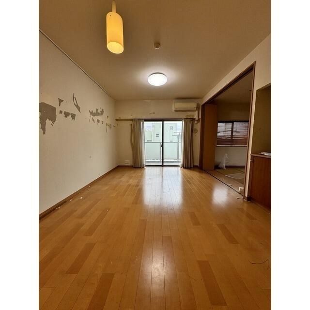 ローヤルシティ一之江弐番館 リビング