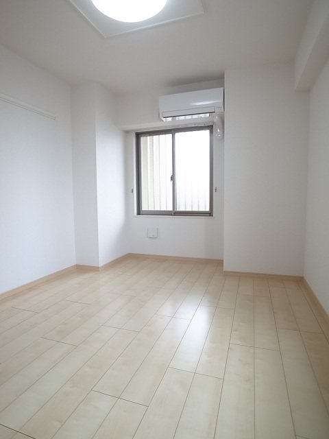 アルモニー・アビタシオン ベッドルーム