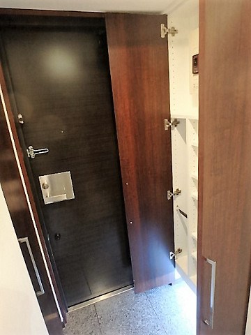 ドゥーエ日本橋  玄関