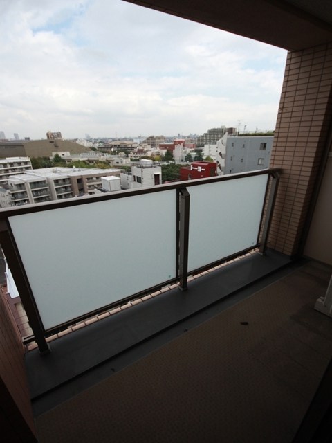 ラウンドタワーオペリア  ベランダ