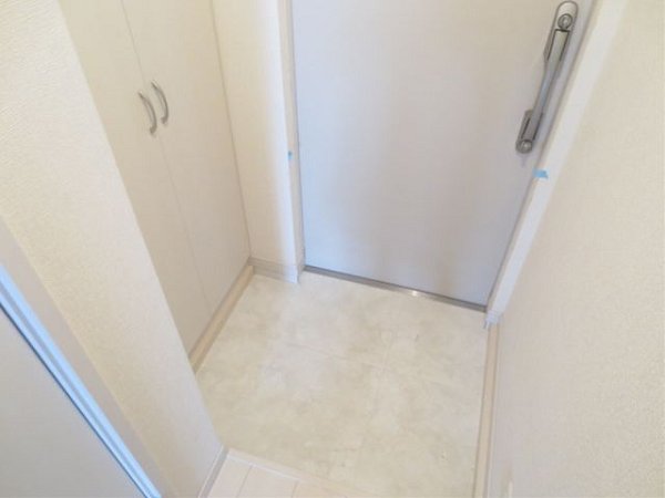 サンフライト 玄関