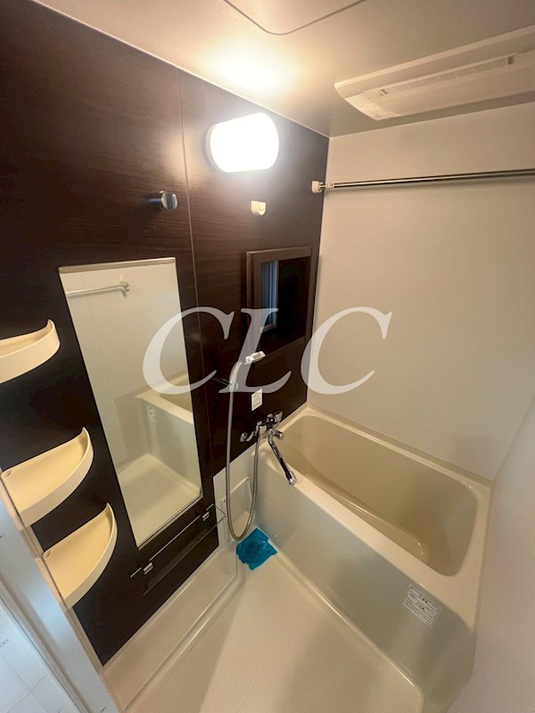 Totsu Residence Kaminarimon(ﾄｳﾂｳ　ﾚｼﾞﾃﾞﾝｽ　ｶﾐﾅﾘﾓﾝ) 風呂画像