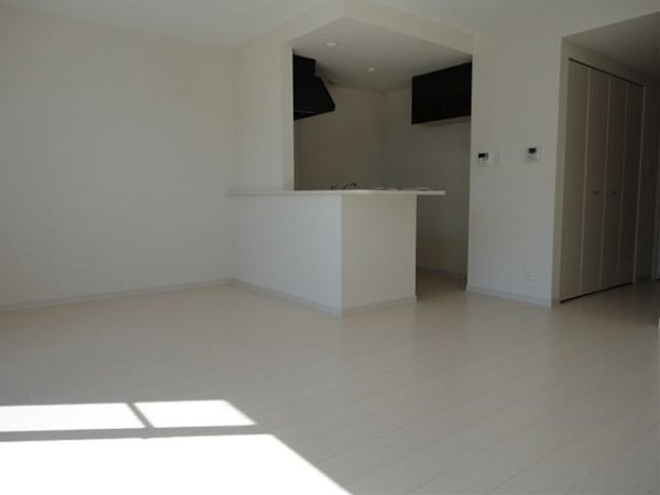 サンフライト リビング