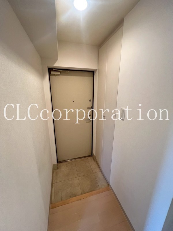 メゾンドソレイユ 玄関