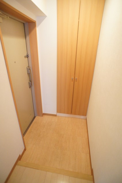 アヴニール北綾瀬 玄関