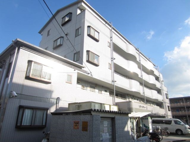 リバーシティー１ 外観