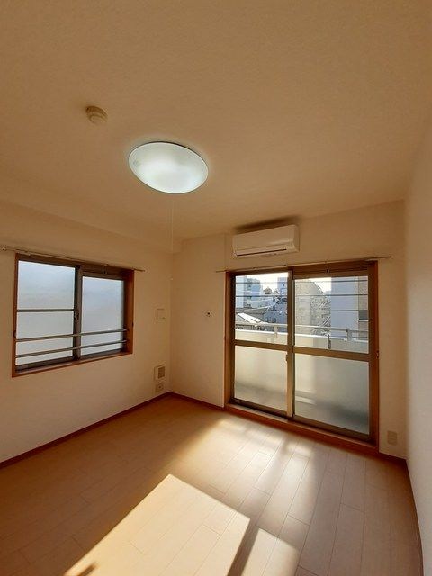 ムーンライトコート ベッドルーム