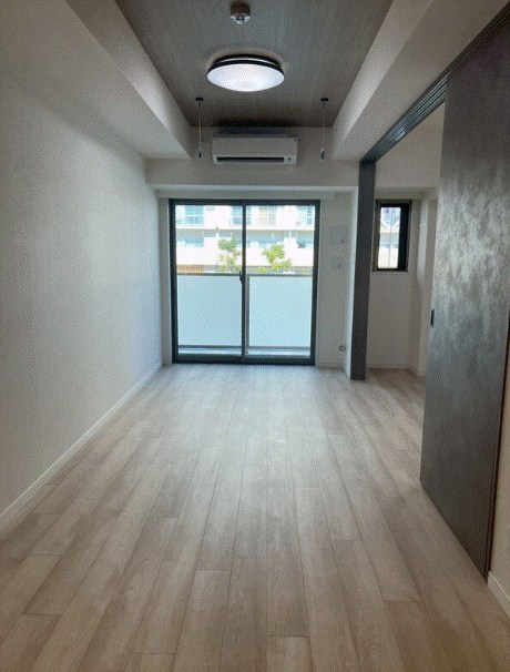 アイル　プレミアム東京西新井 リビング