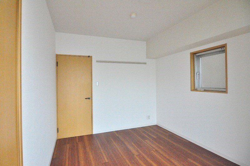 ジェネラスパレス ベッドルーム