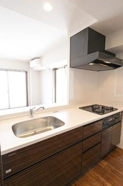 HIGASHIKOMATSUGAWA PARK RESIDENCE キッチン