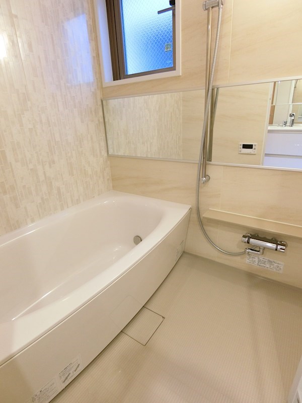 HIGASHIKOMATSUGAWA PARK RESIDENCE 風呂画像