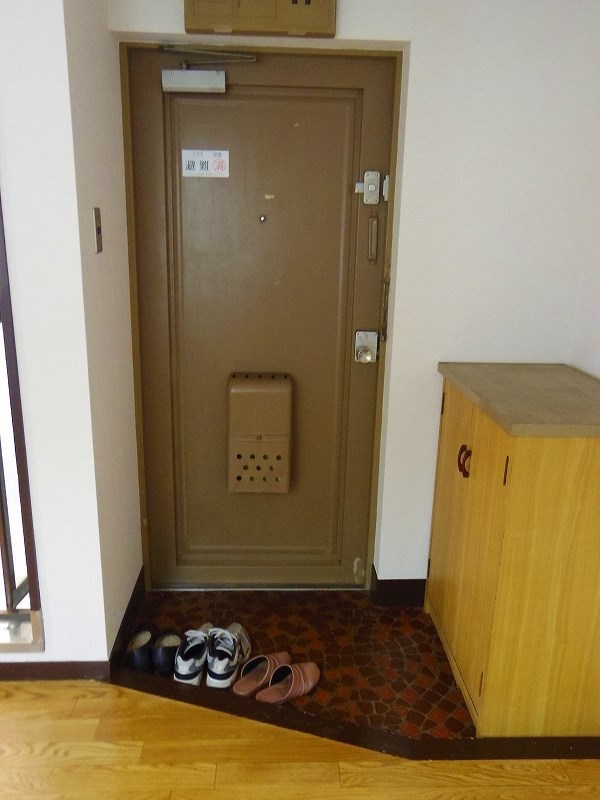 両国ニューハイツみふね 玄関