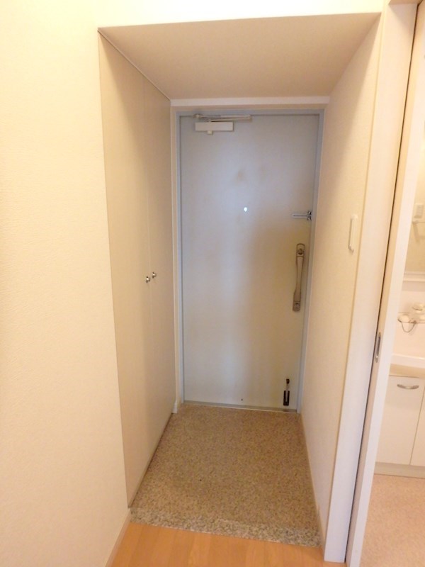 ロングエイトⅢ 玄関