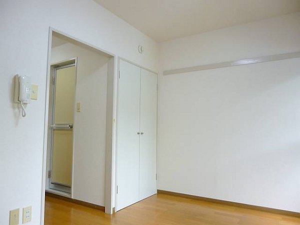 アーデル町屋 リビング