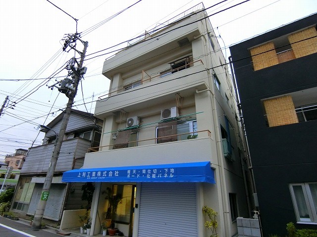 上利ビル 外観