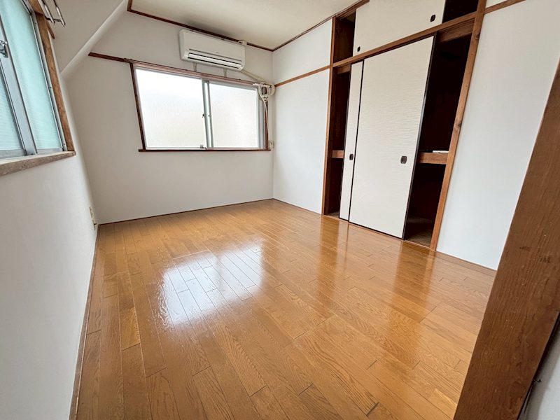 上利ビル リビング