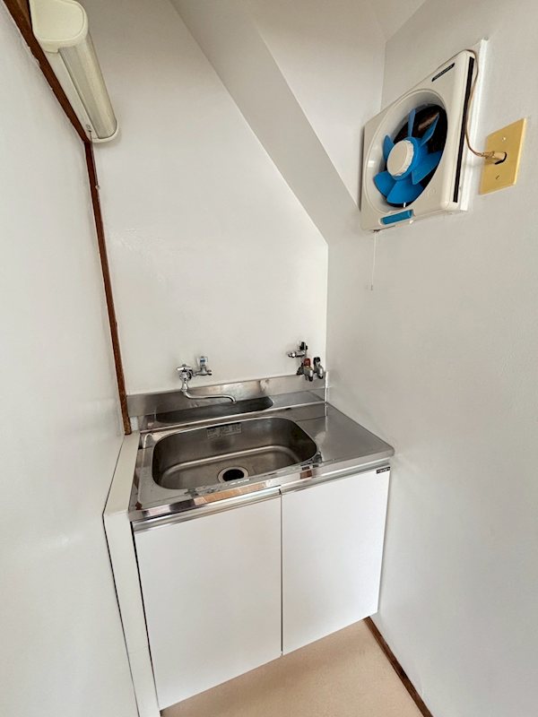 上利ビル キッチン