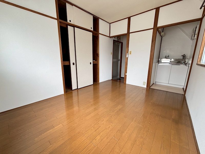 上利ビル ベッドルーム