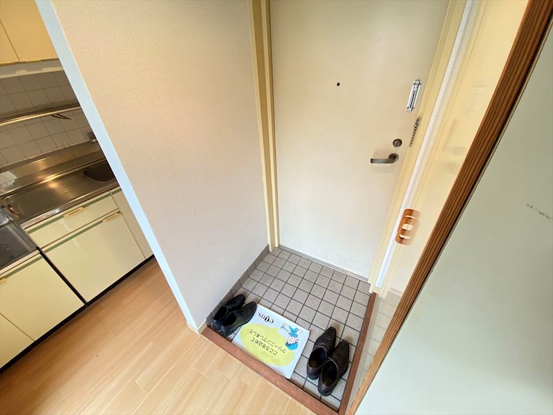 メゾンナカジマ 玄関