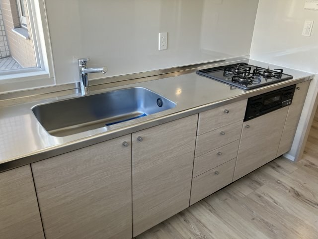 プライムアーバン新川 キッチン