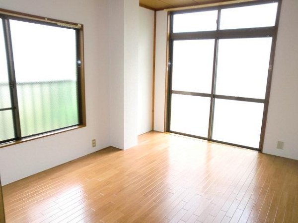 ハイム高城 リビング