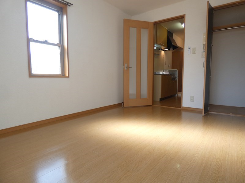 プログレ中央 リビング