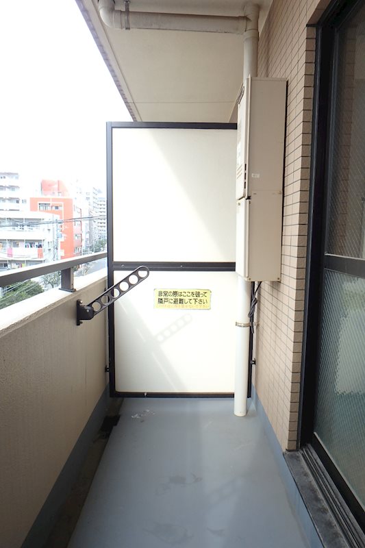 オランジェリーA ベランダ