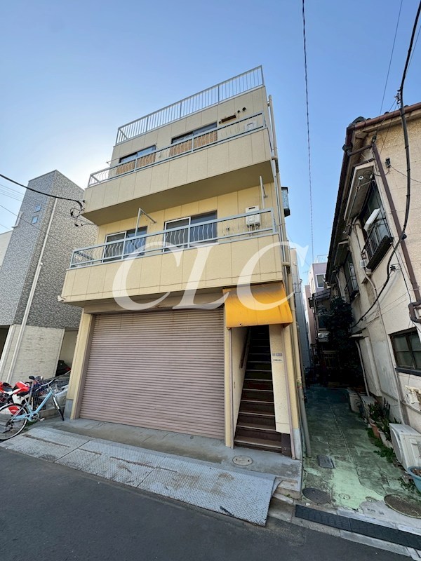 ＶＩＳＵＡＬ　１   外観