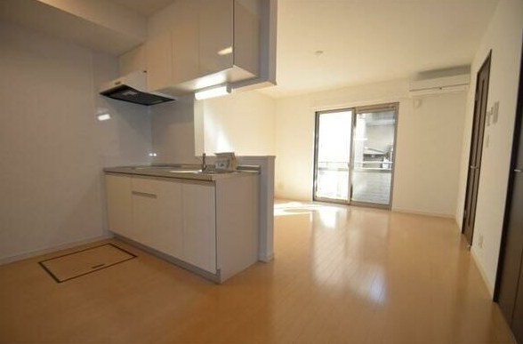 メゾン・ド・フォルテシモ一号館 リビング