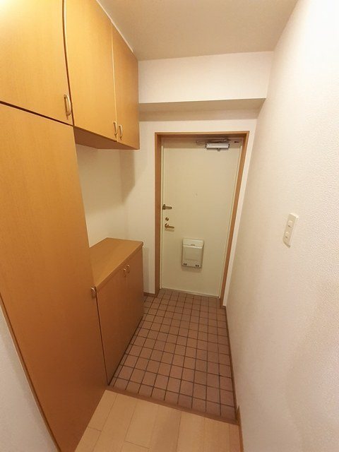 プルミエール東尾久 玄関