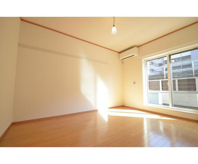 フォレストメゾン三河島  ベッドルーム