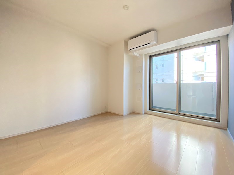 ラティエラ王子飛鳥山 リビング