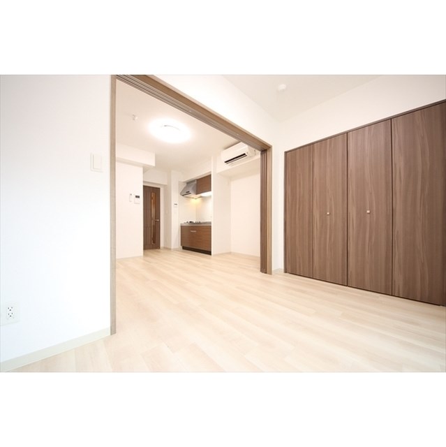 NEOグレイス綾瀬 ベッドルーム