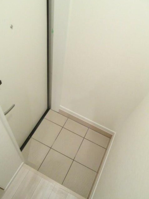 ソフィア一之江 玄関