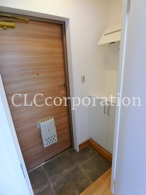 カーサーシンセラー  玄関