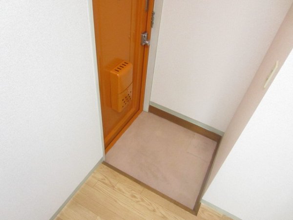 グランデ西巣鴨 玄関