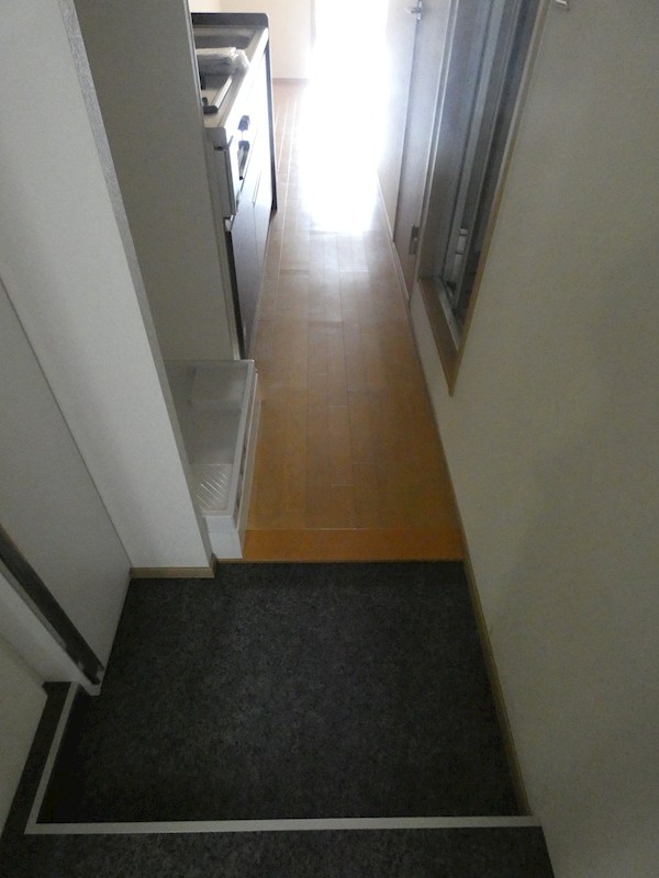 カーサ第二宇喜田４号棟 玄関