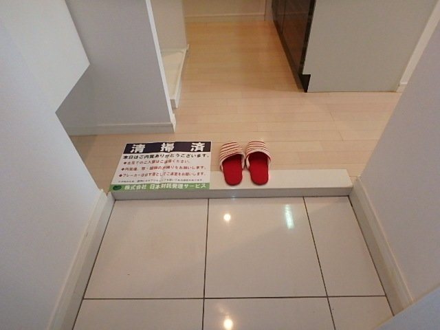 Colors Minowa  玄関