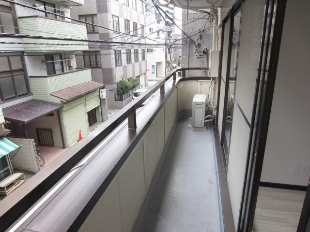 フェリシアイズミ ベランダ