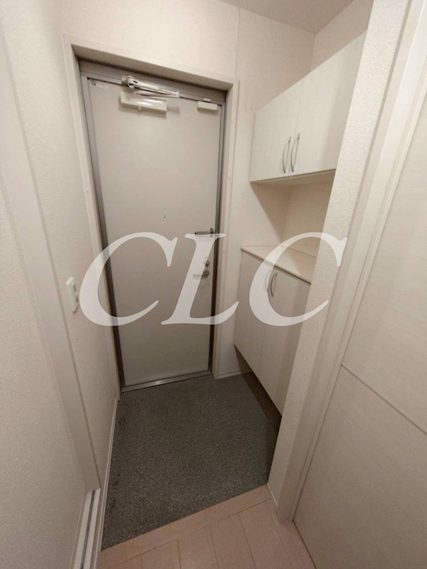 アピテ・K 千束 玄関