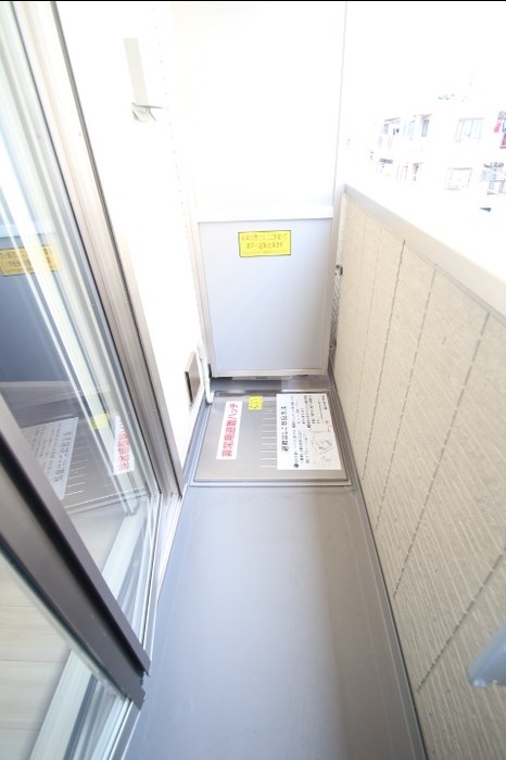 セレスティア大谷田 ベランダ