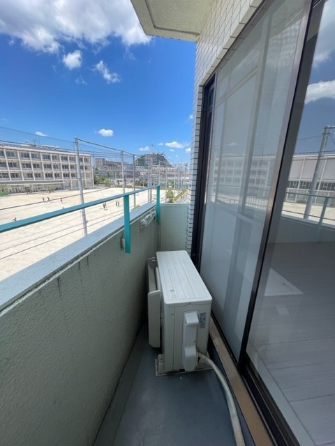 エメラルドマンション ベランダ