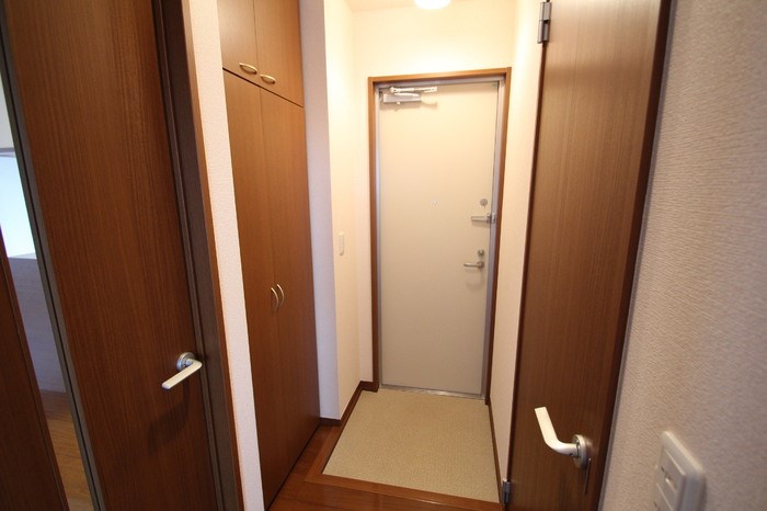 グランドソレーユ 玄関