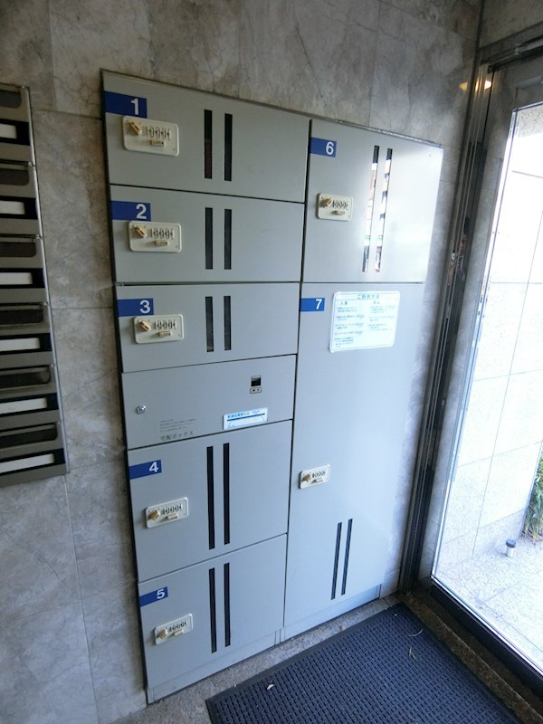 サル・ドュ・セジュール その他外観3