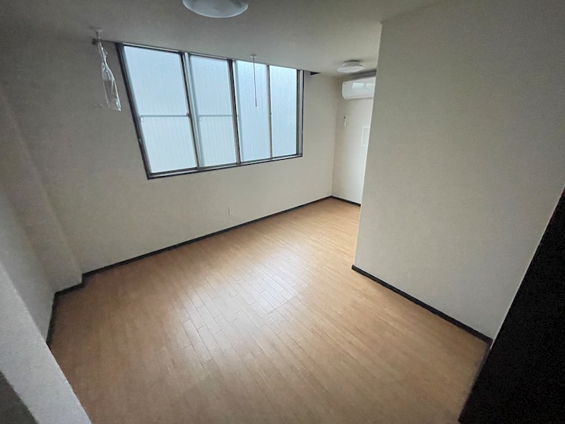 水野ビル ベッドルーム