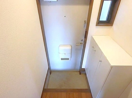 ユーハイムねぎし 玄関